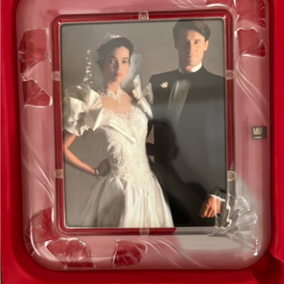 Mikasa frame - Picture 5 of 5